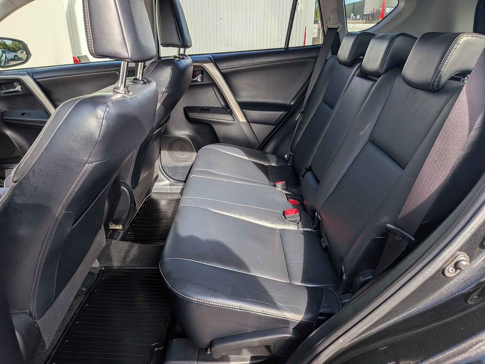 Toyota RAV4 2.0 VVT-i  4x4