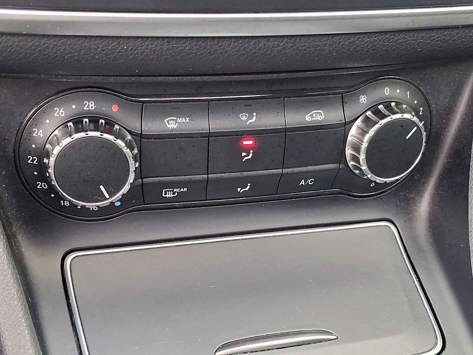 Mercedes-Benz CLA 1.6 i Sport CLA200