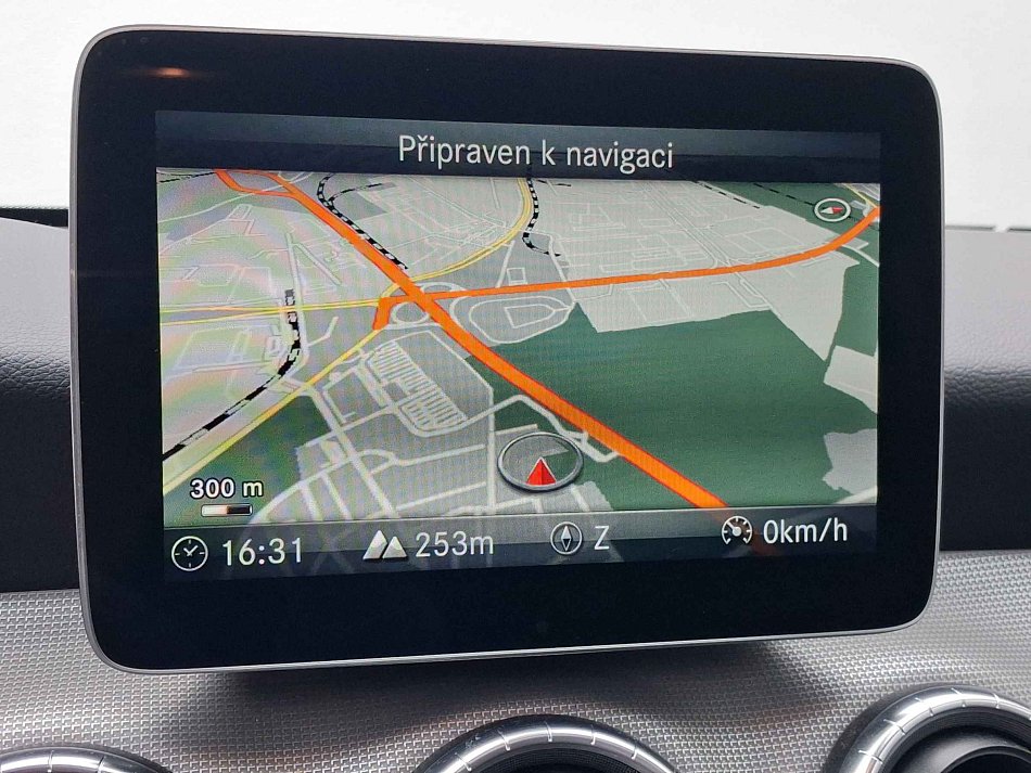 Mercedes-Benz CLA 1.6 i Sport CLA200