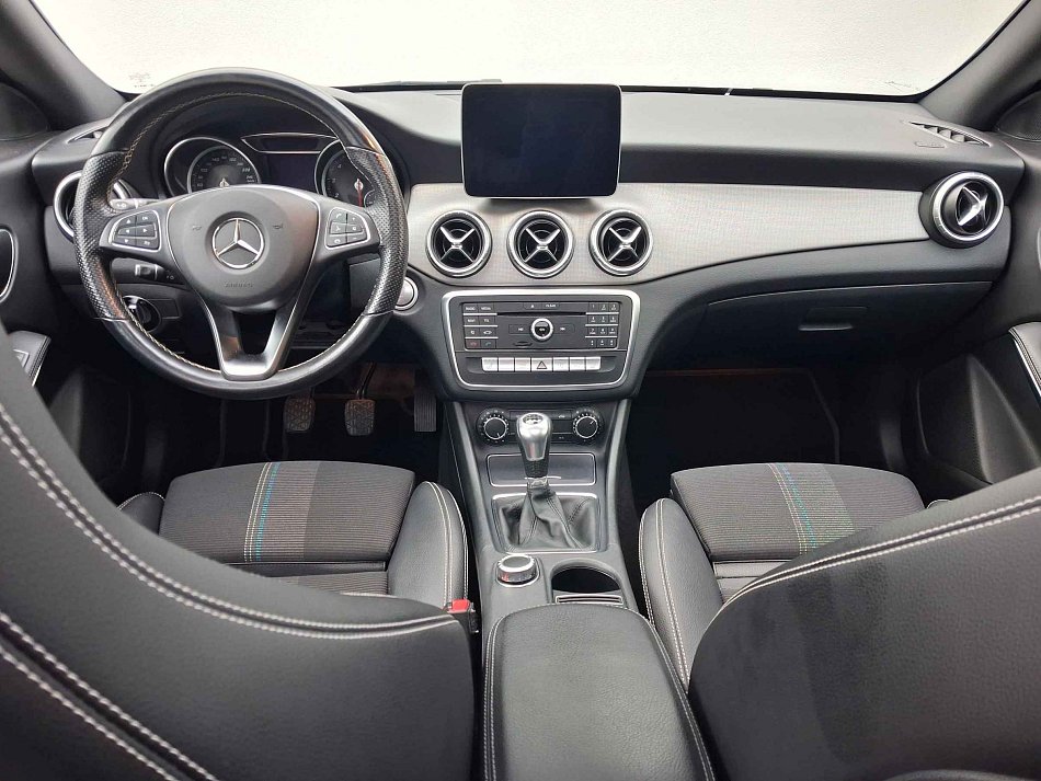 Mercedes-Benz CLA 1.6 i Sport CLA200