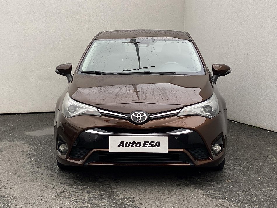 Toyota Avensis 1.8 VVT-i Active