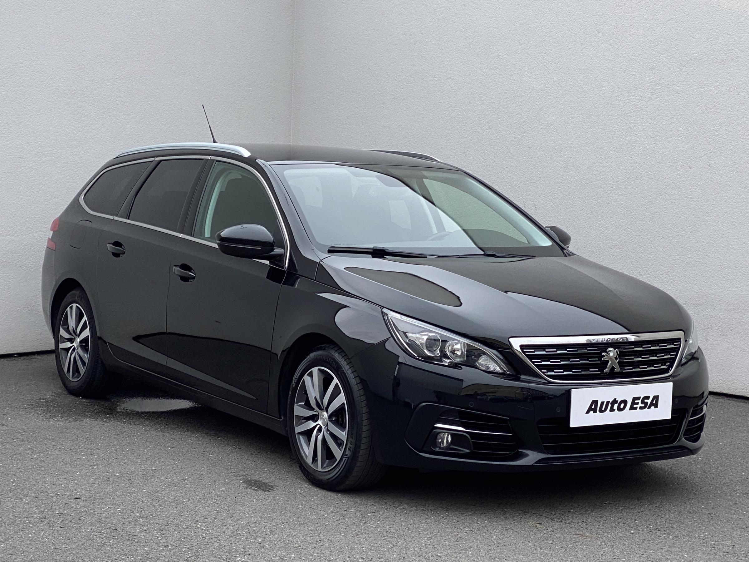 Peugeot 308, 2019 - pohled č. 1