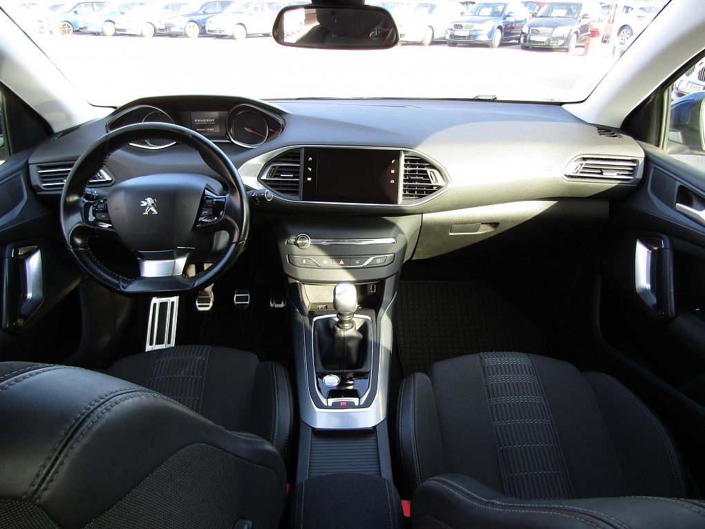 Peugeot 308 1.2 PT Allure