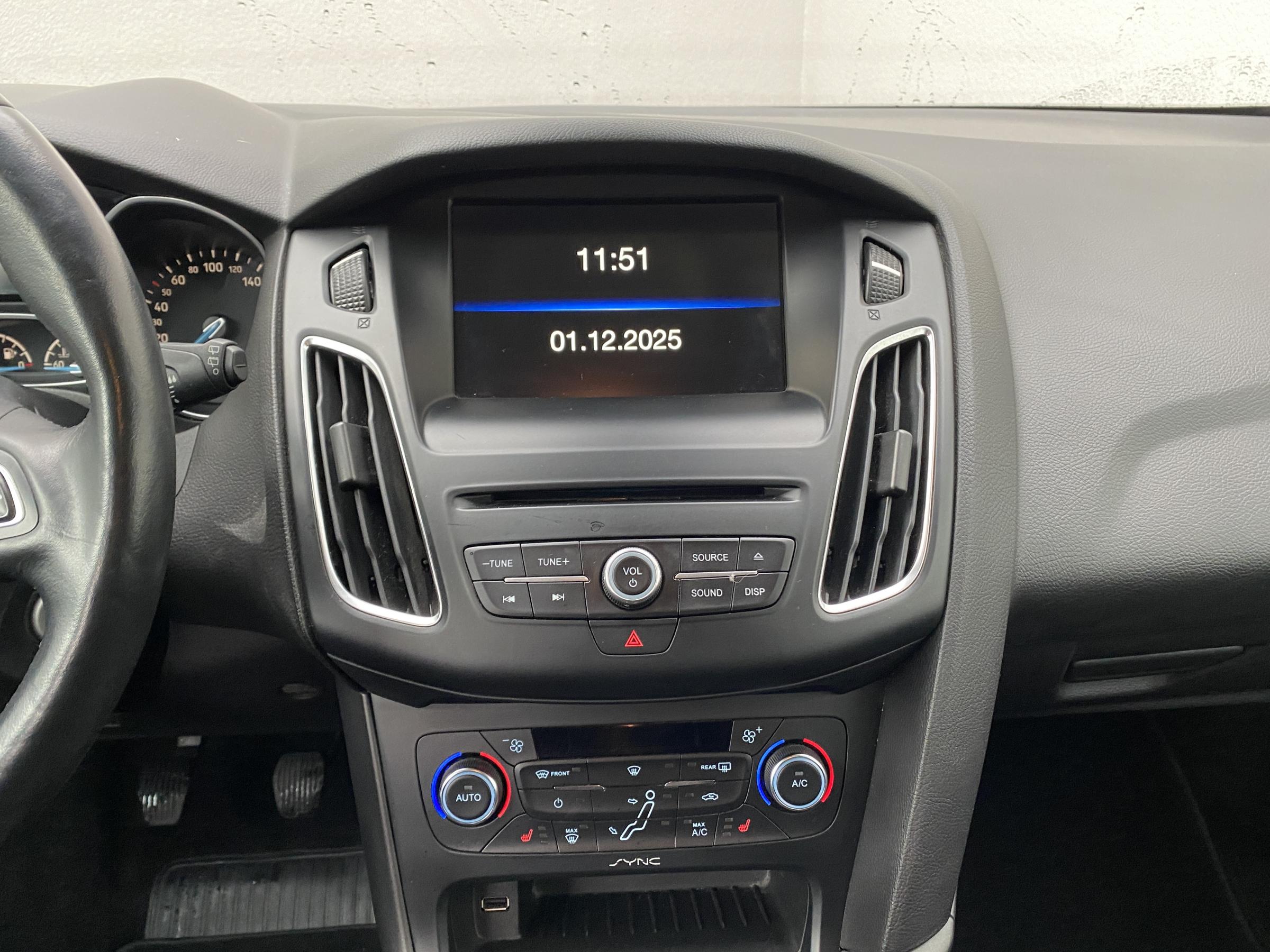 Ford Focus, 2014 - pohled č. 12