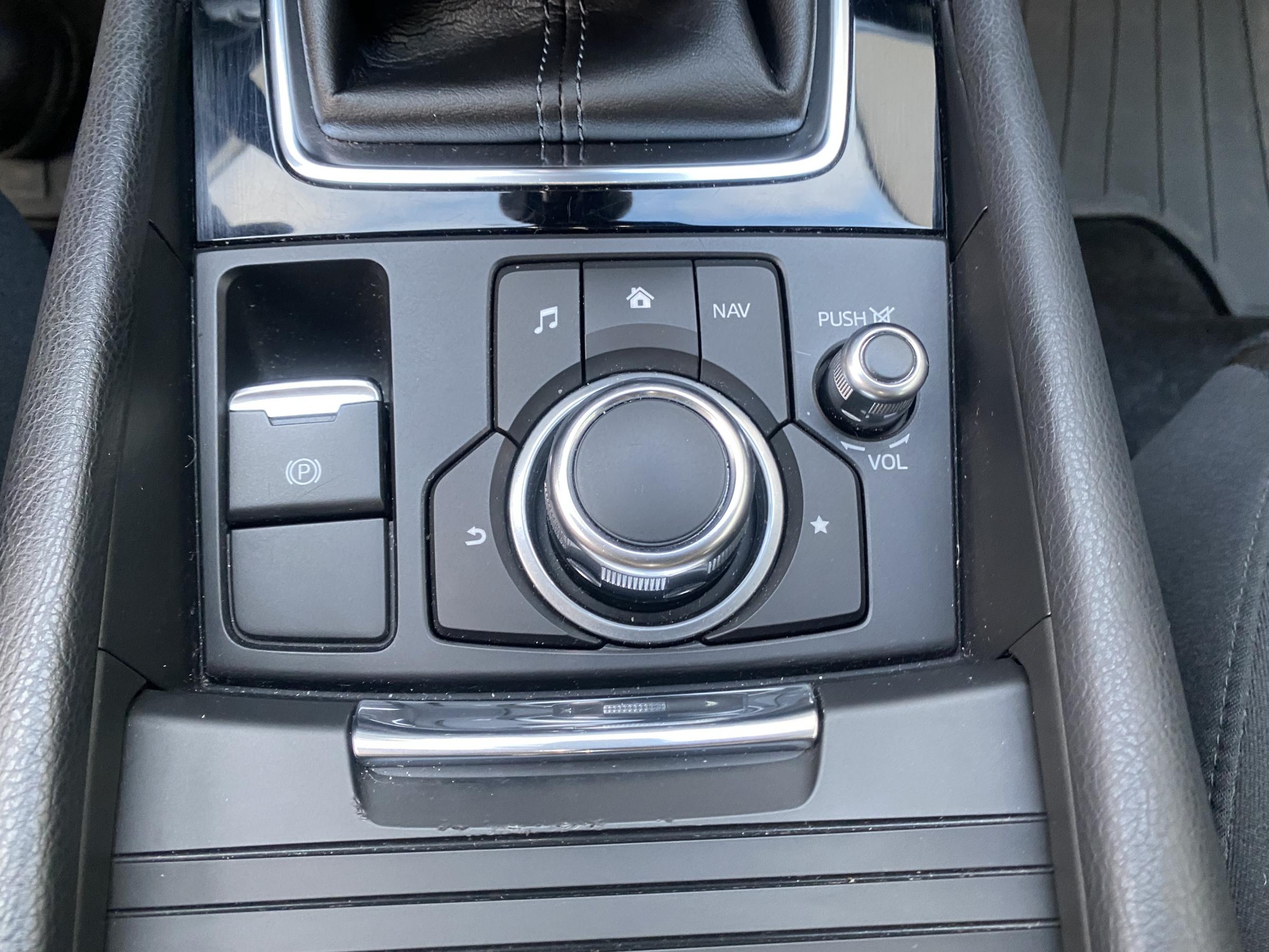 Mazda 3, 2018 - pohled č. 17