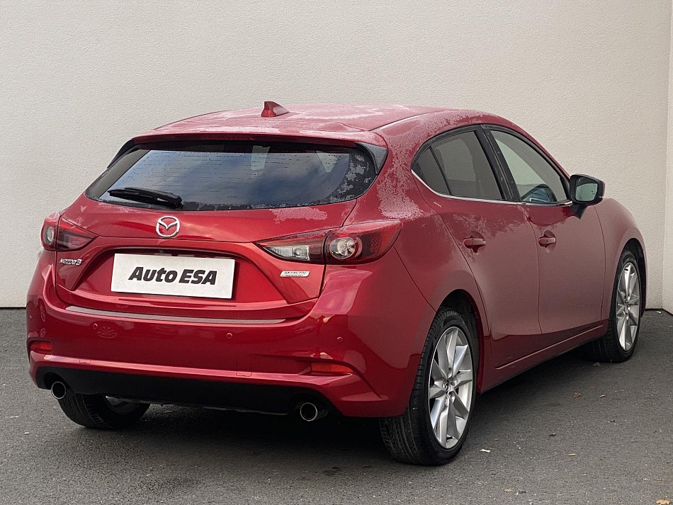 Mazda 3 2.0 i Sport