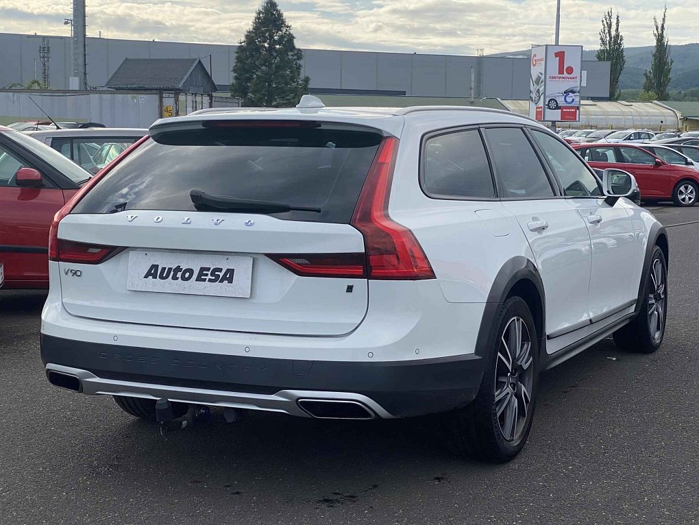 Volvo V90 2.0 D4  4x4