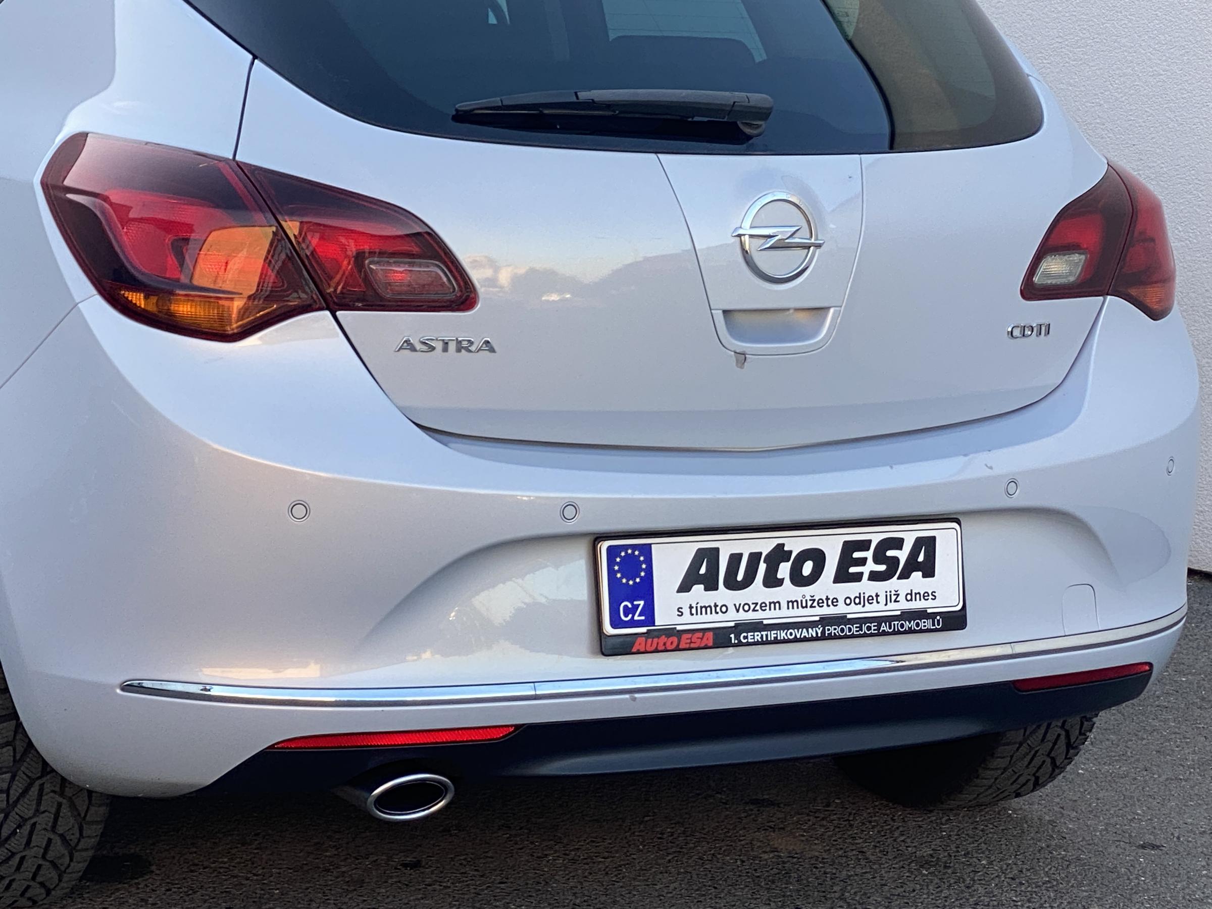 Opel Astra, 2014 - pohled č. 19