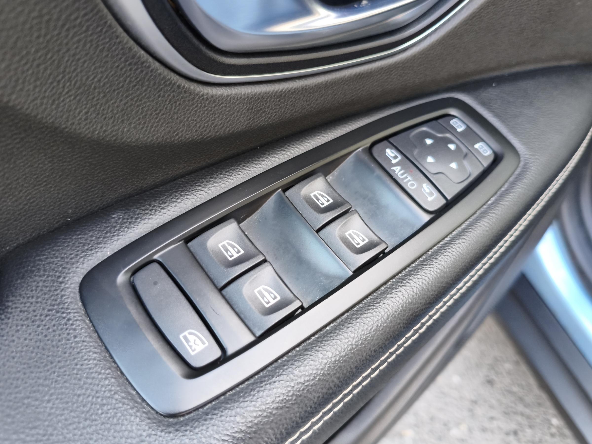 Renault Grand Scénic, 2017 - pohled č. 16