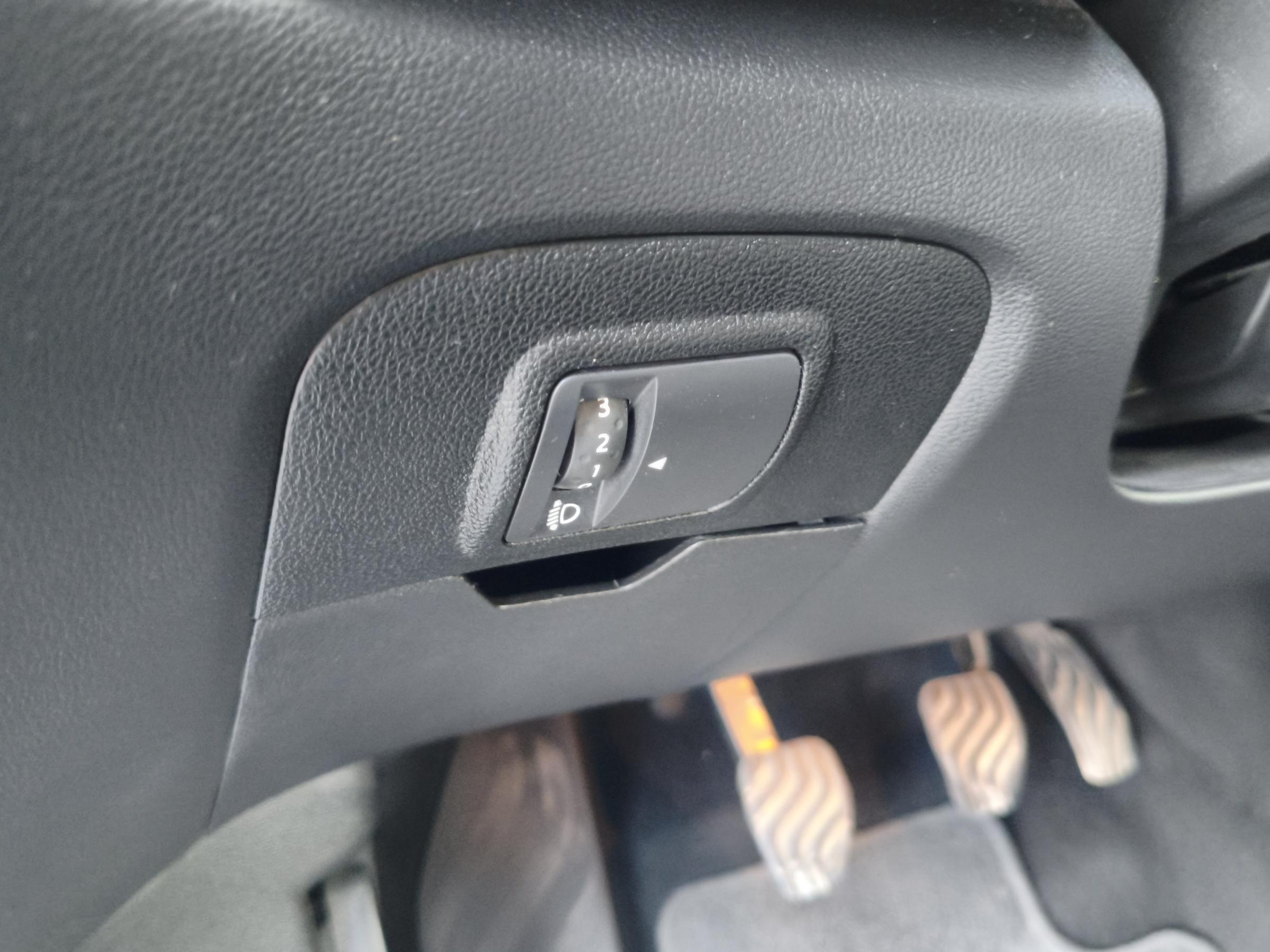 Renault Grand Scénic, 2017 - pohled č. 18