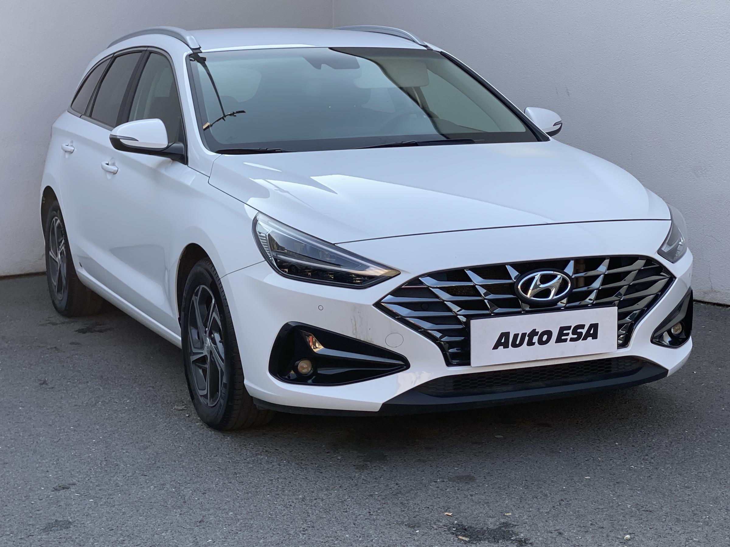 Hyundai i30, 2022