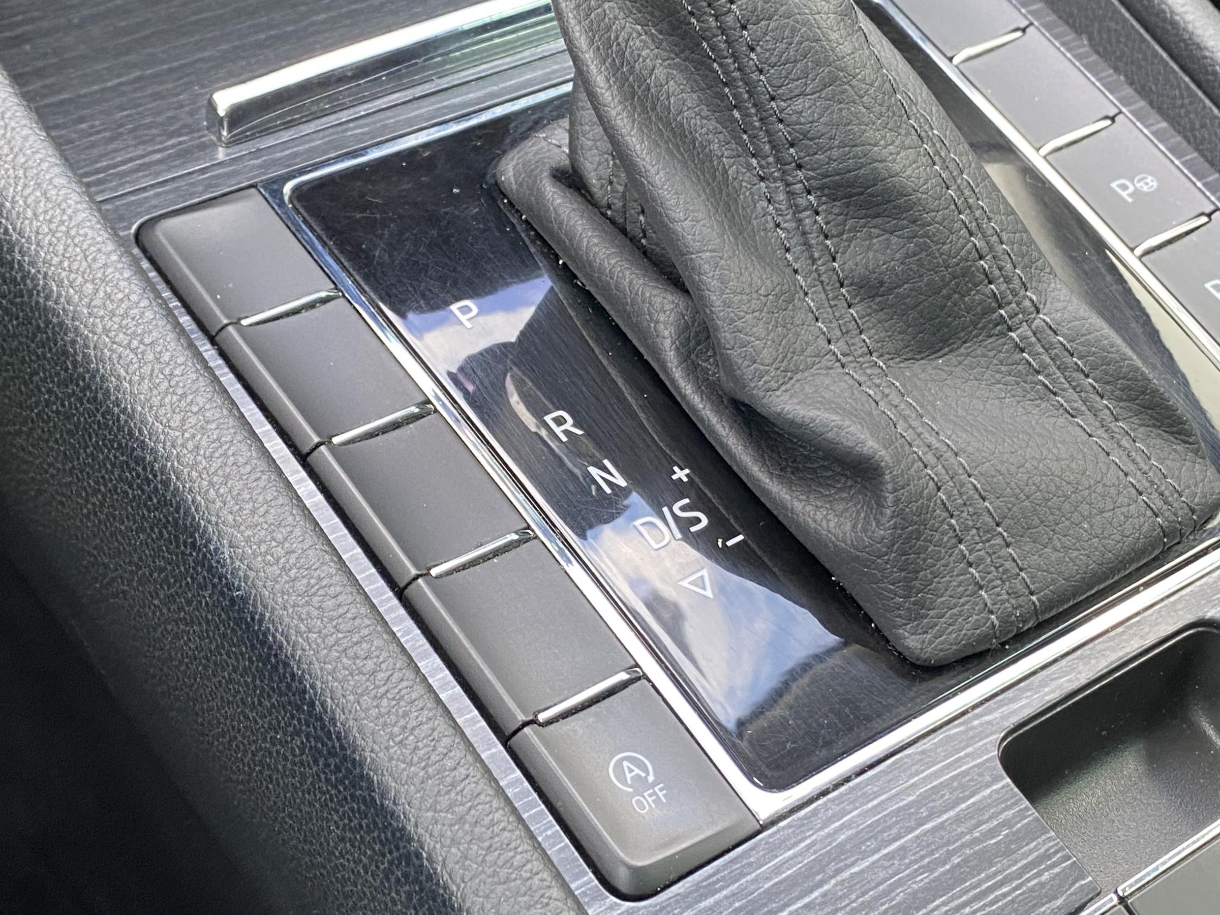 Škoda Superb III, 2019 - pohled č. 16