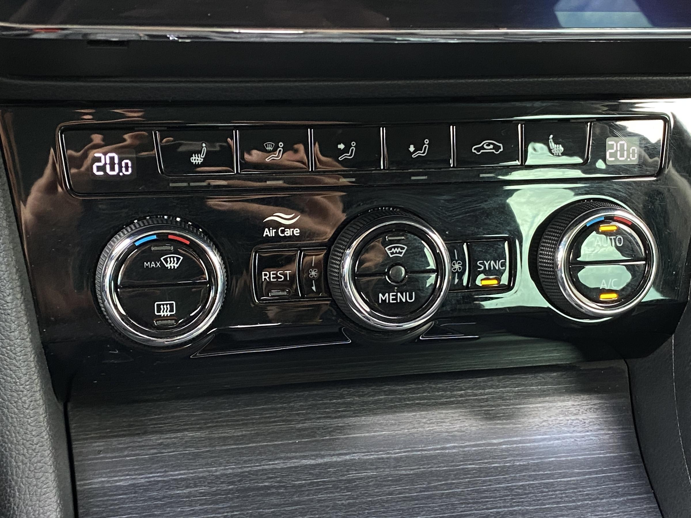 Škoda Superb III, 2019 - pohled č. 17