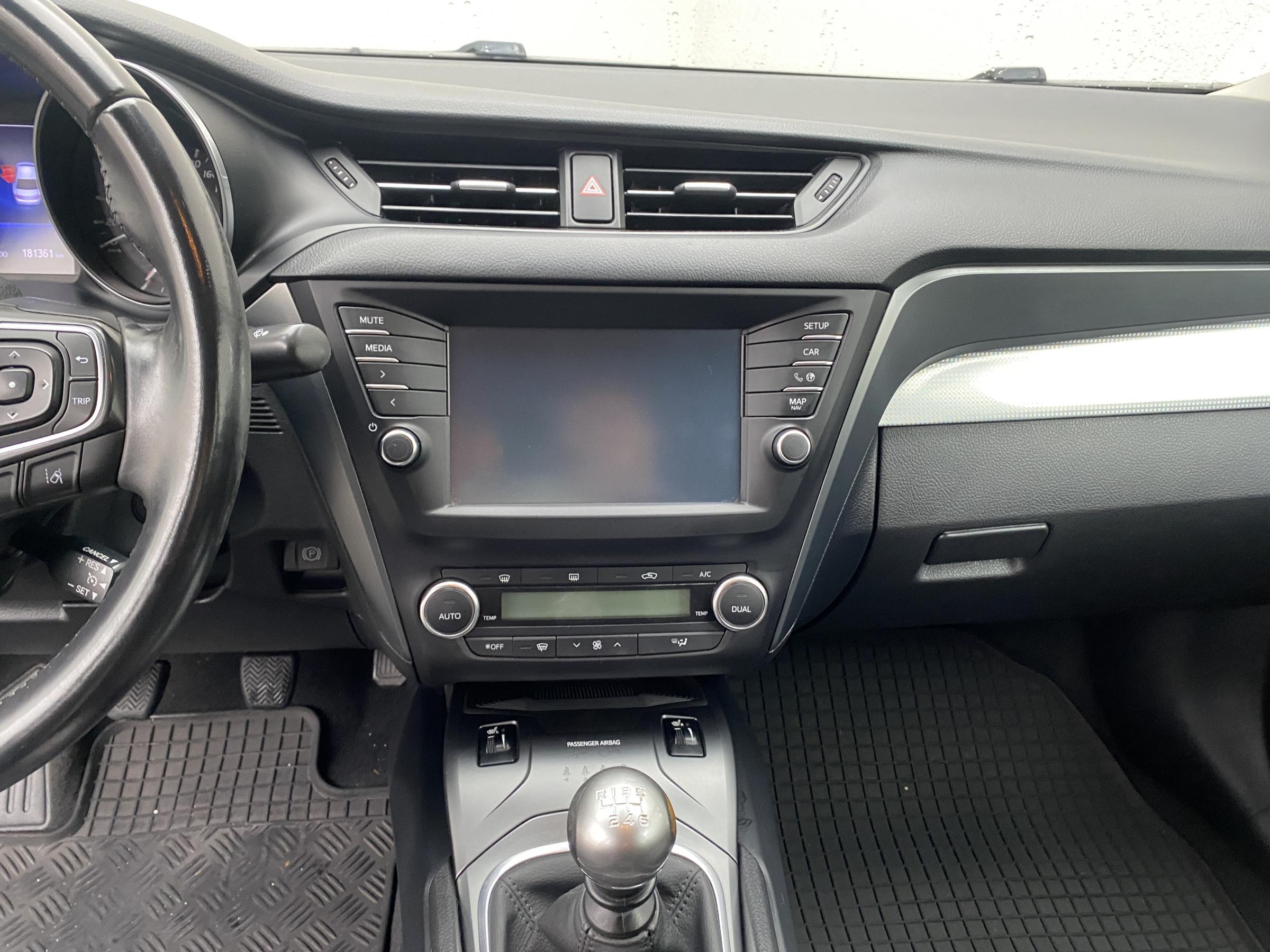 Toyota Avensis, 2016 - pohled č. 10