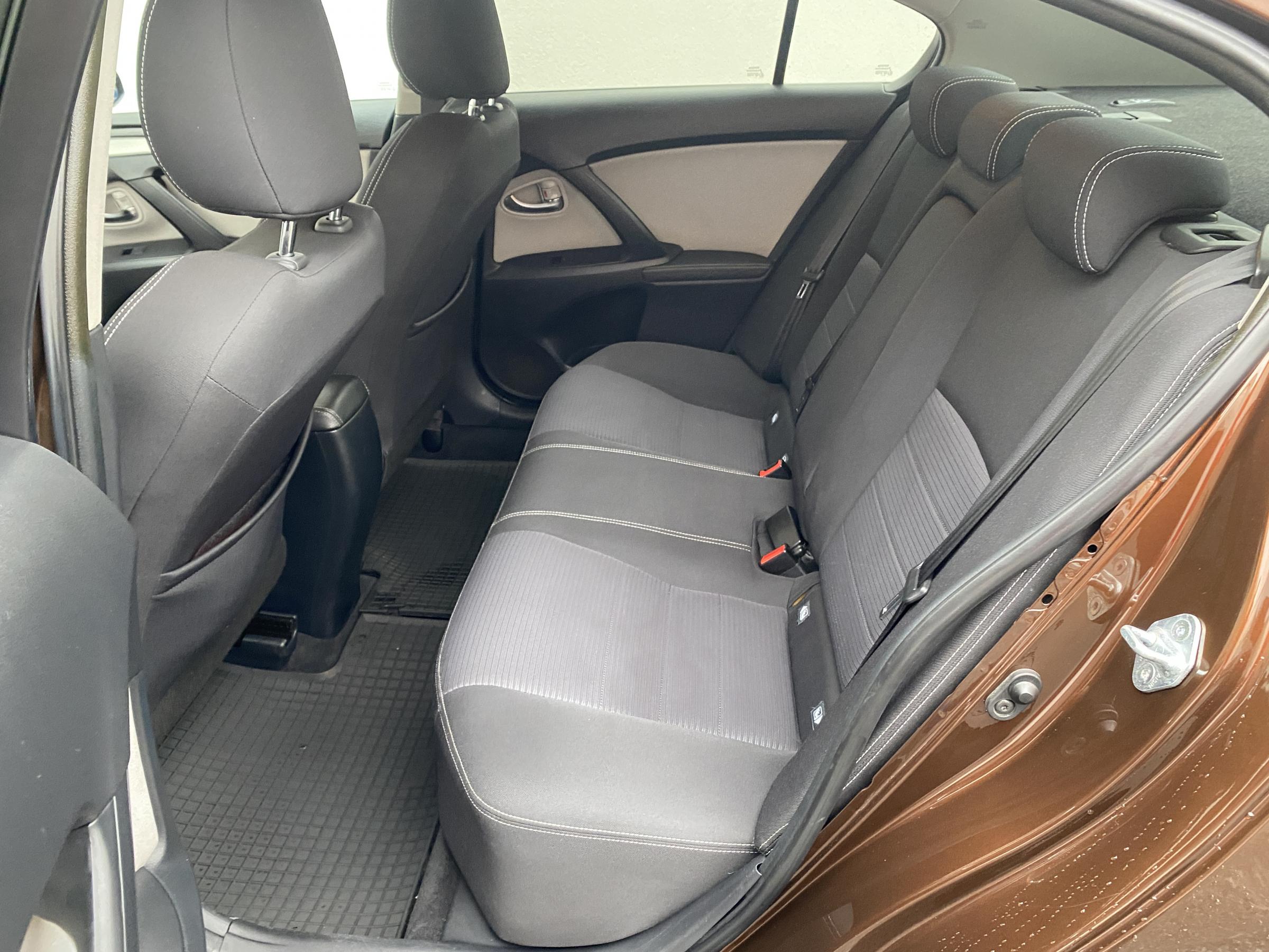 Toyota Avensis, 2016 - pohled č. 15
