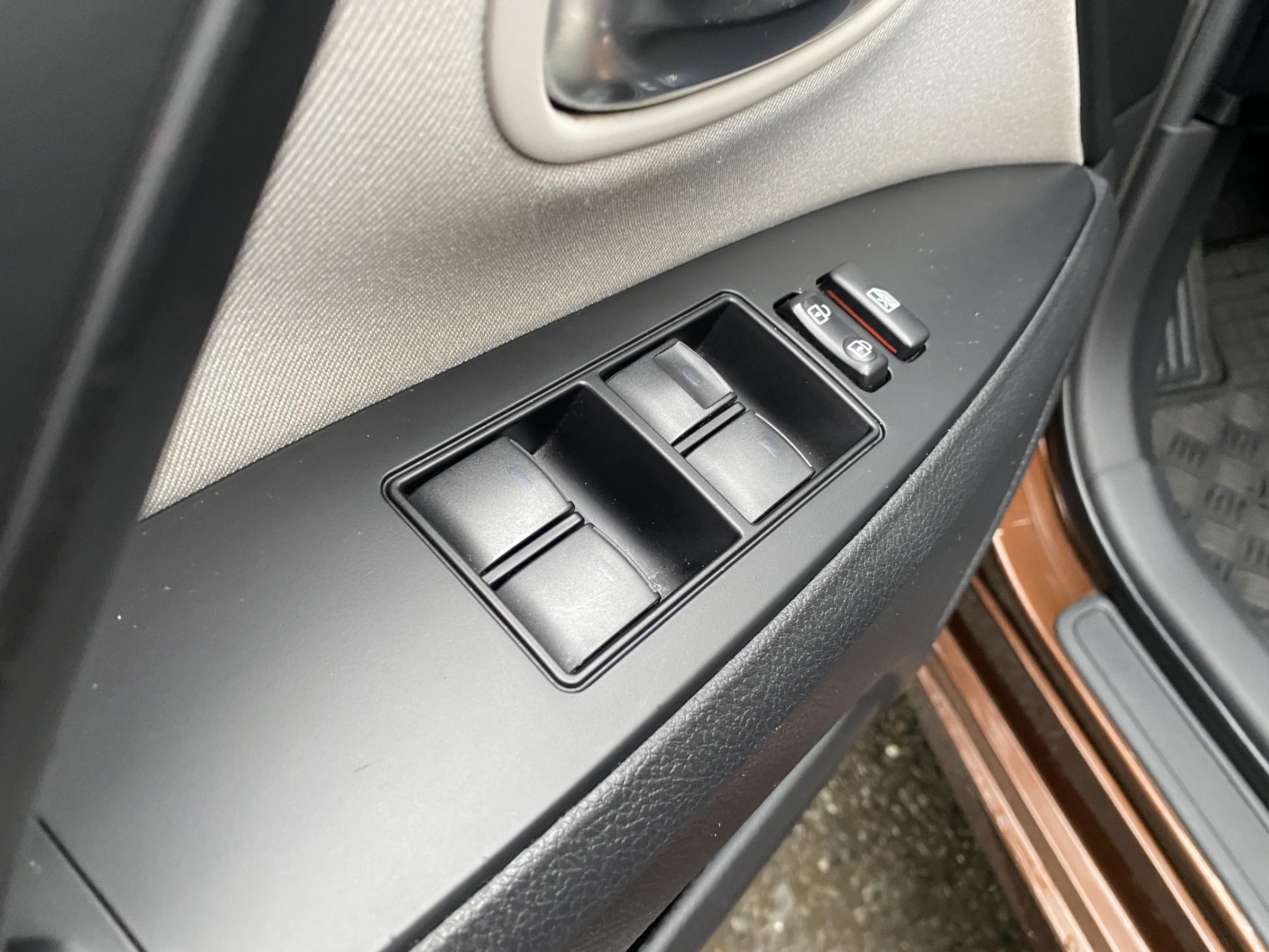 Toyota Avensis, 2016 - pohled č. 16