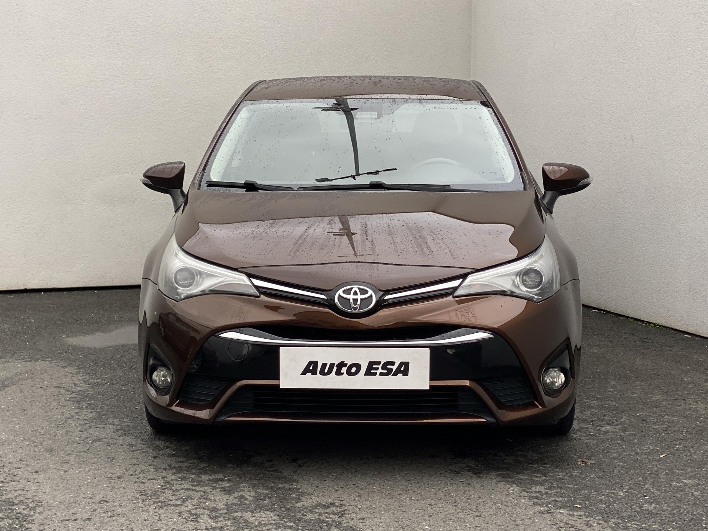 Toyota Avensis, 2016 - pohled č. 2