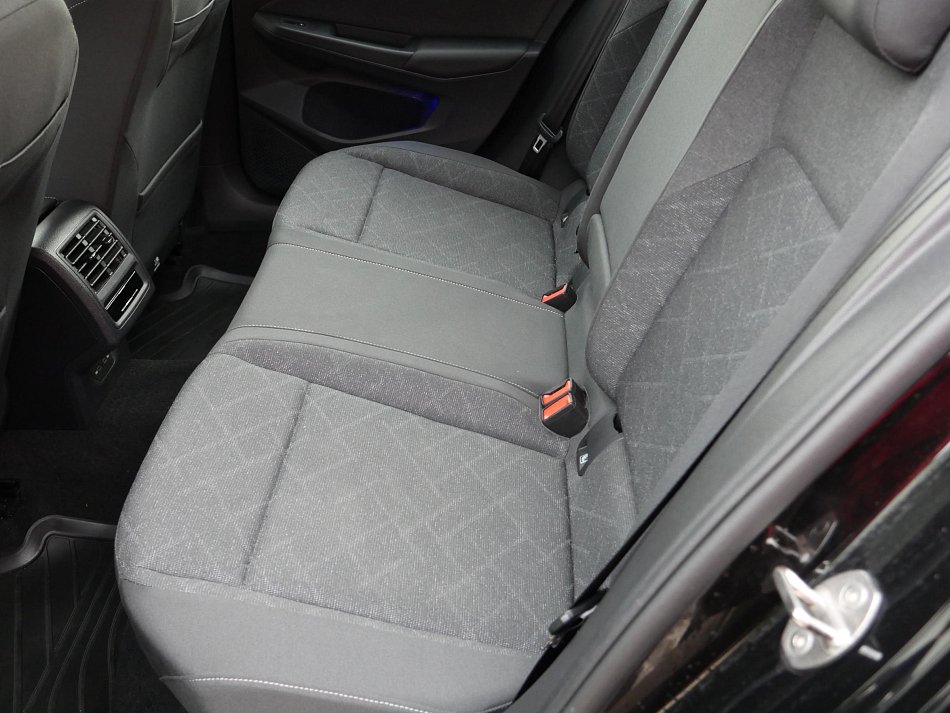 Volkswagen Golf 1.0e-TSI Life