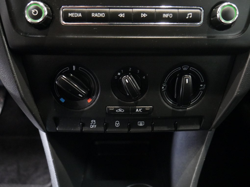 Škoda Rapid 1.6 TDi Ambition