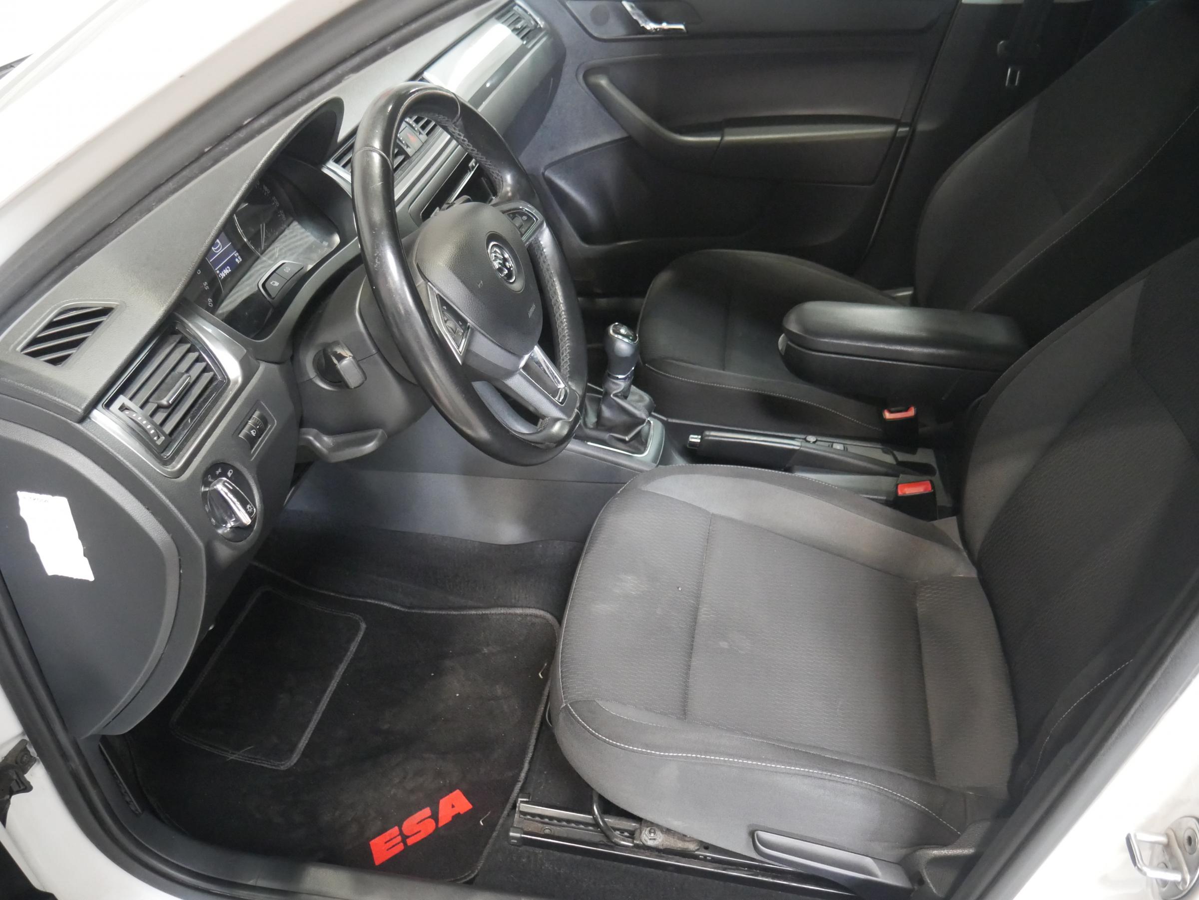 Škoda Rapid, 2014 - pohled č. 9