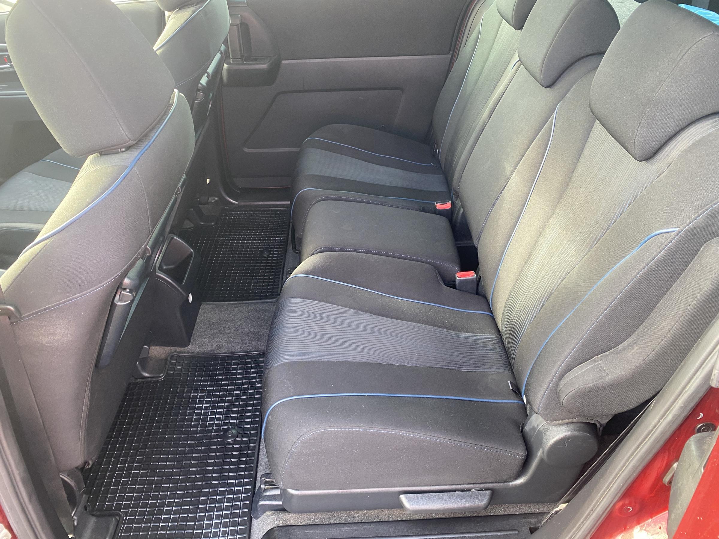 Mazda 5, 2011 - pohled č. 10