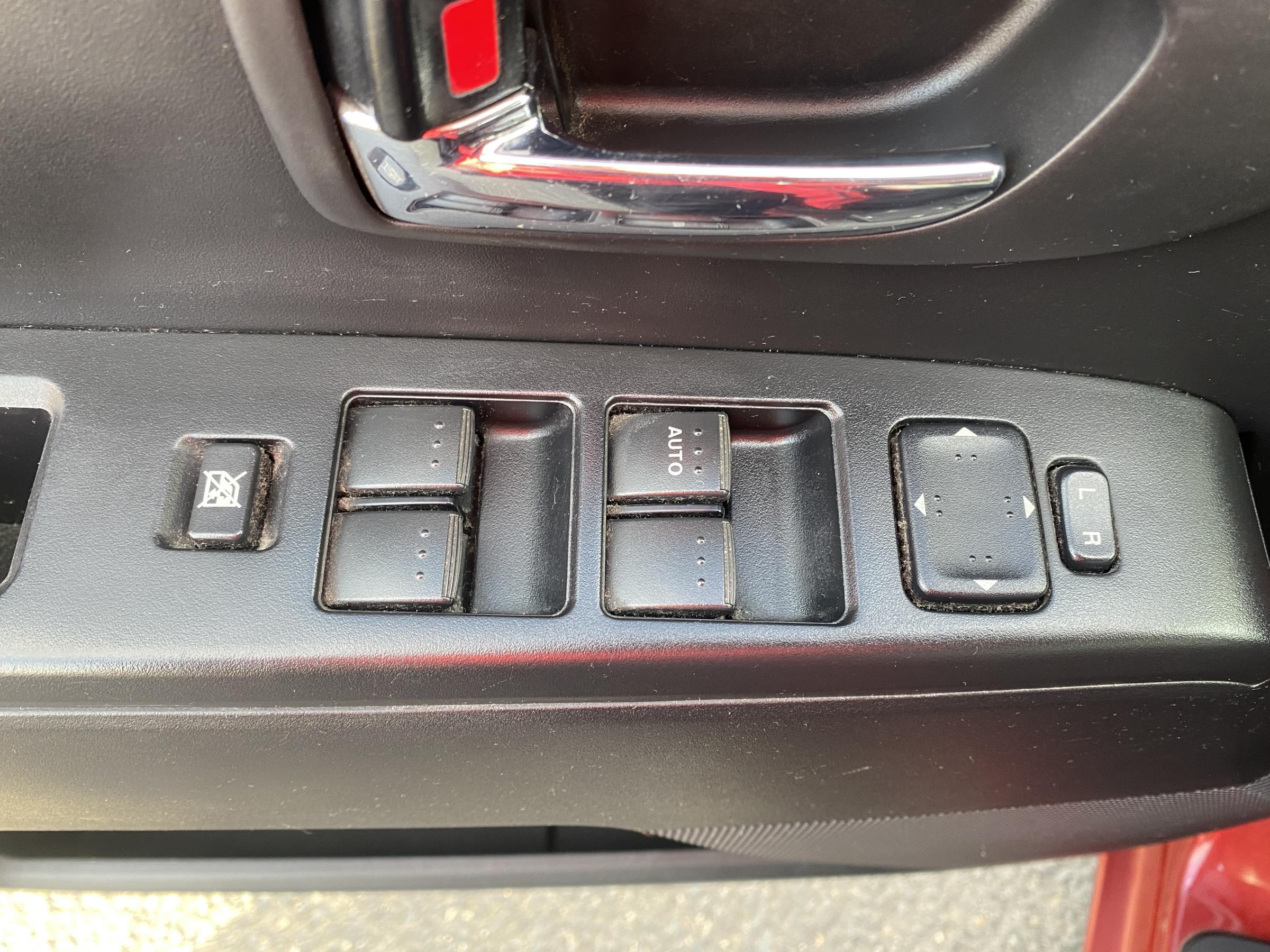 Mazda 5, 2011 - pohled č. 17