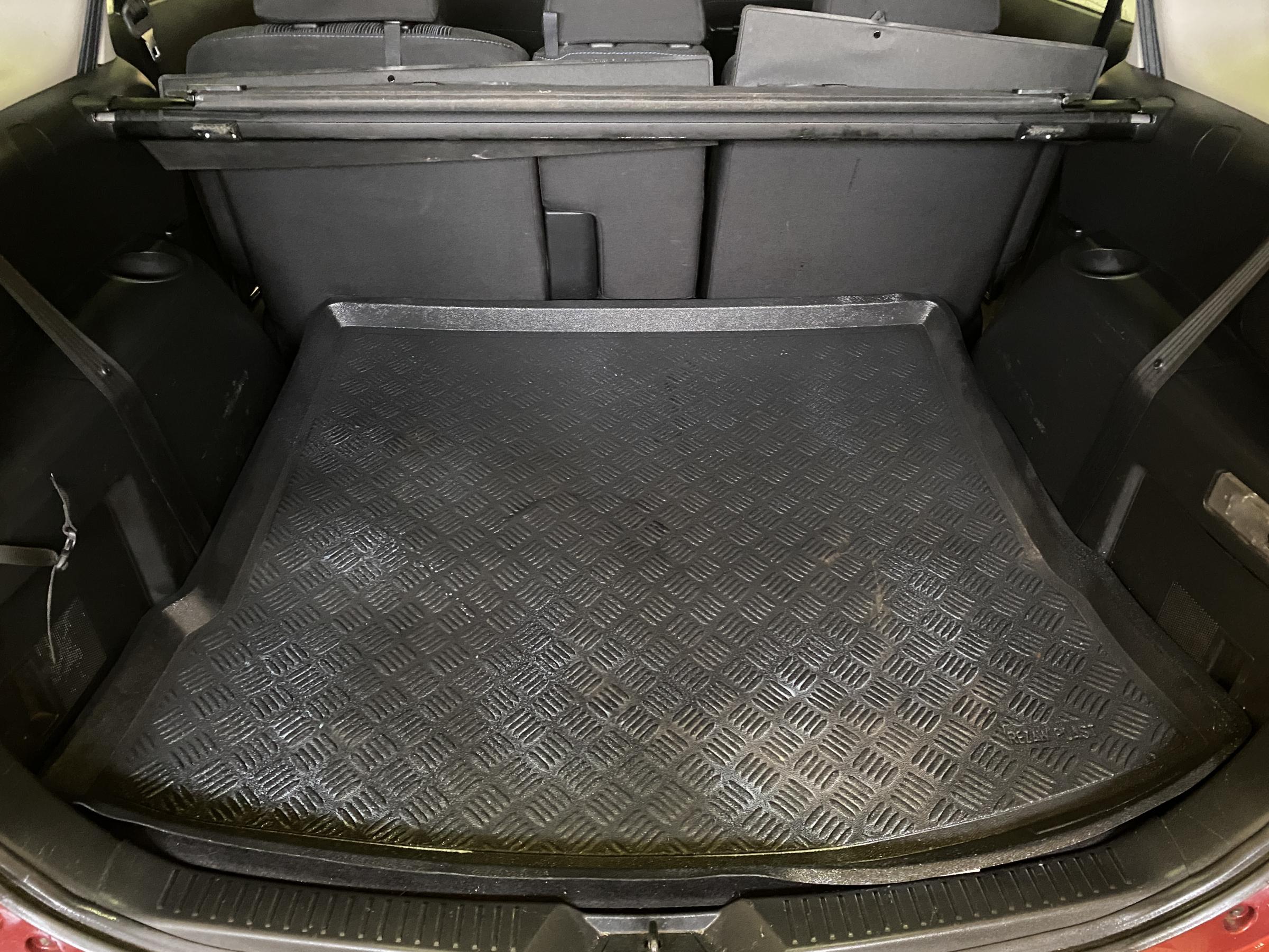 Mazda 5, 2011 - pohled č. 7