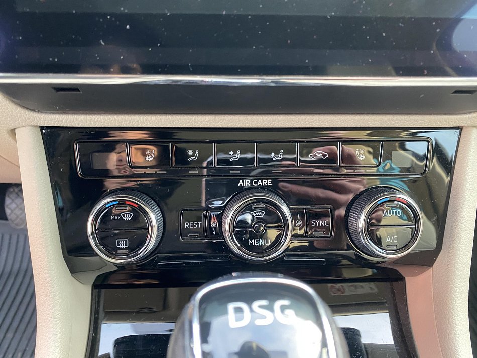 Škoda Superb III 2.0 TDi L&K