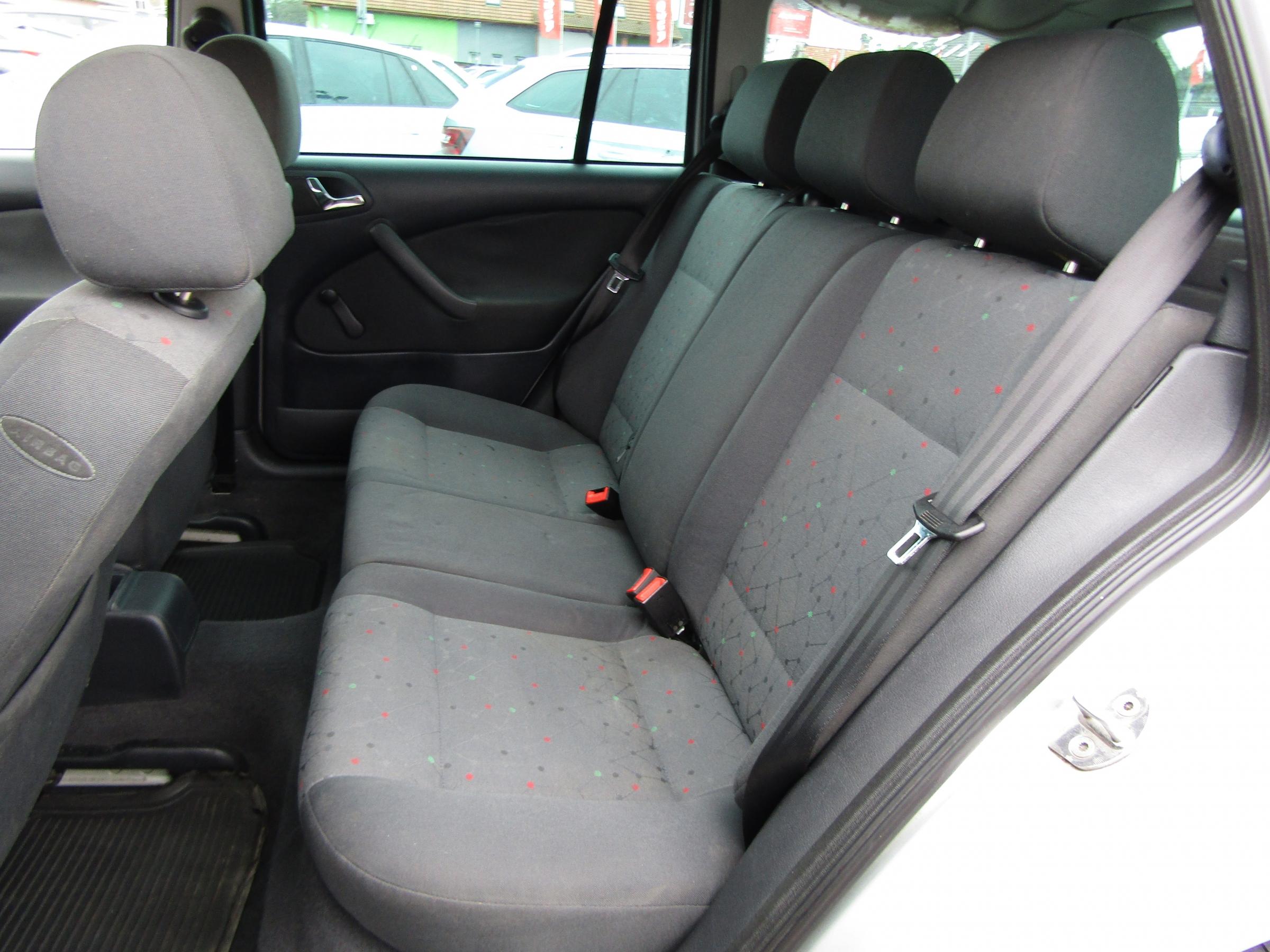 Škoda Octavia, 2003 - pohled č. 10