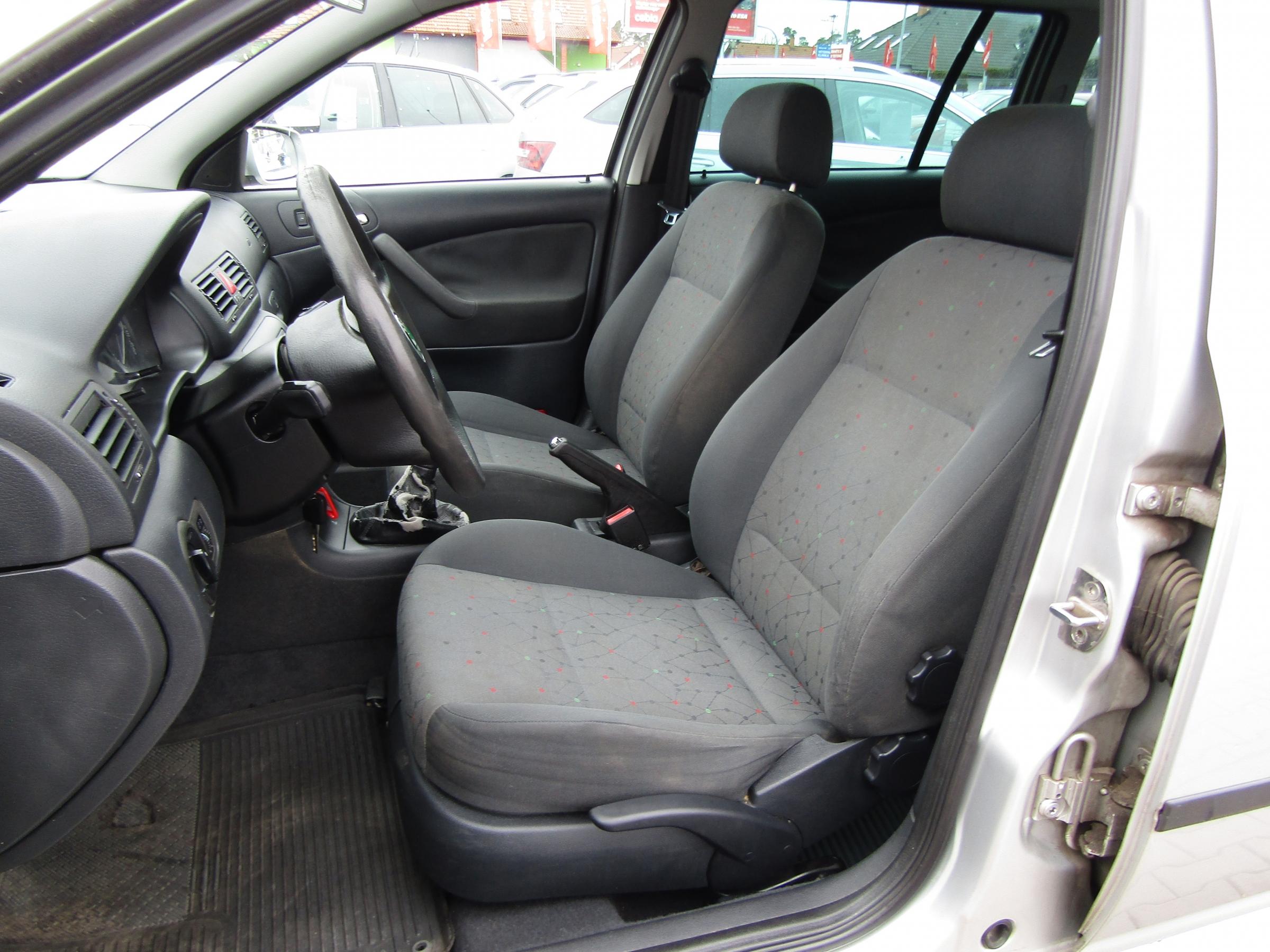 Škoda Octavia, 2003 - pohled č. 9