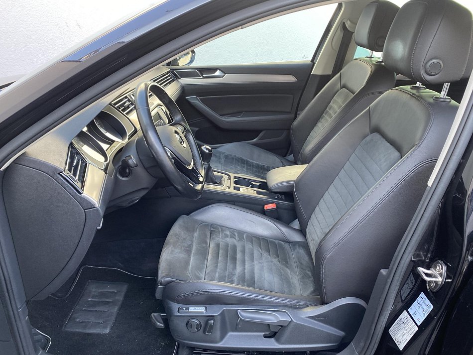 Volkswagen Passat 2.0 TDi Highline