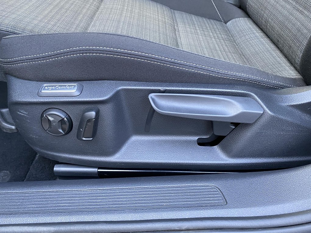 Volkswagen Passat 2.0 TDi Business