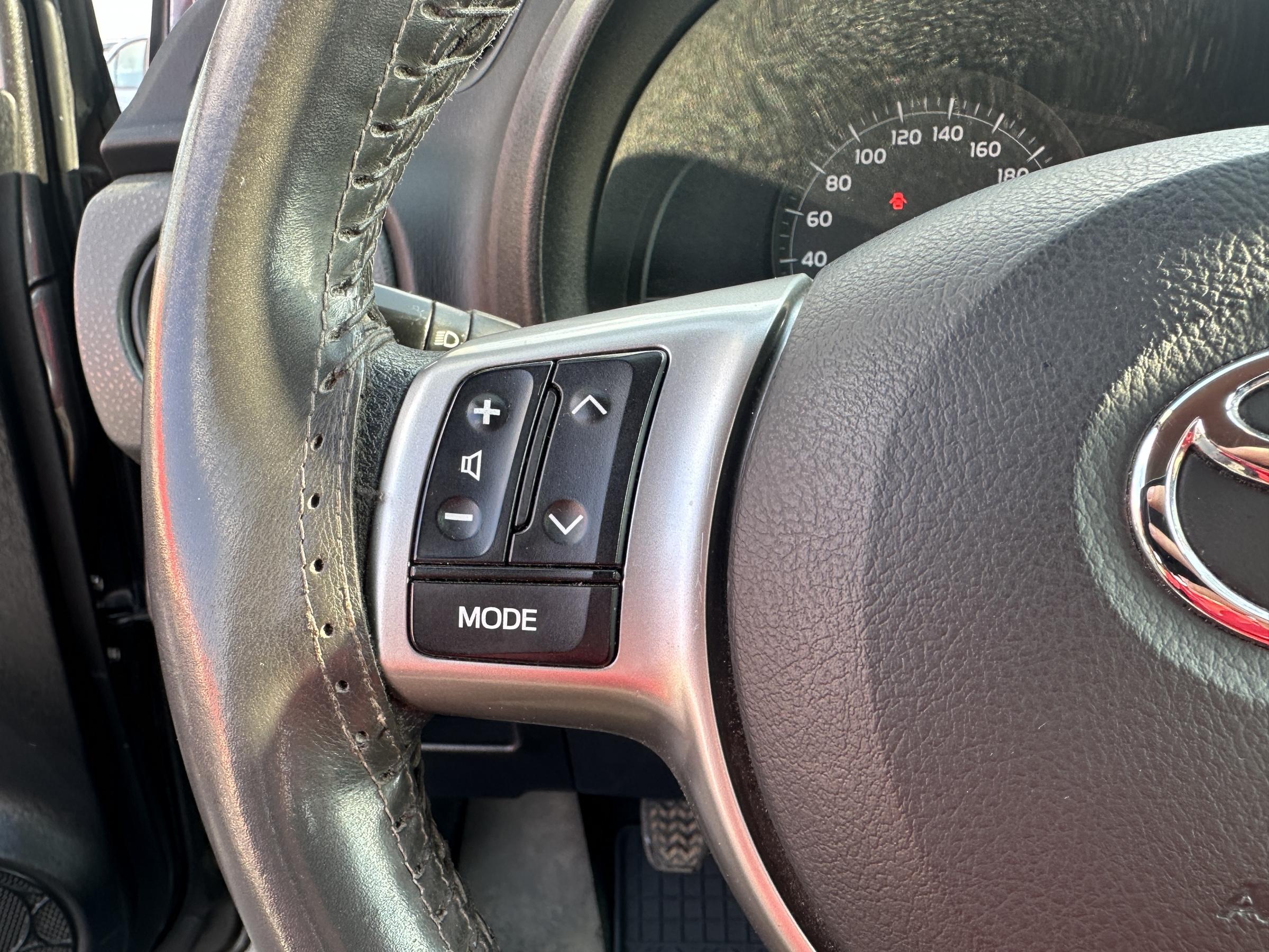 Toyota Yaris, 2014 - pohled č. 12