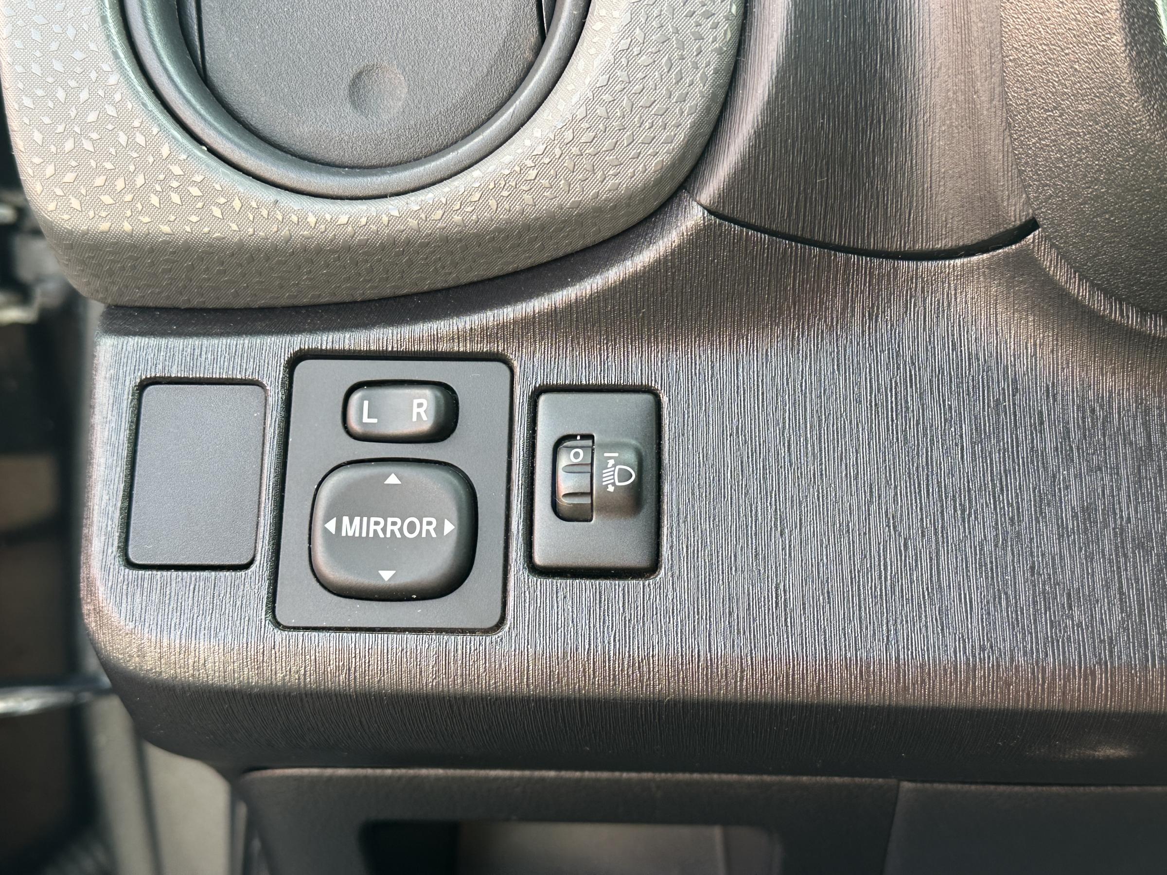 Toyota Yaris, 2014 - pohled č. 17