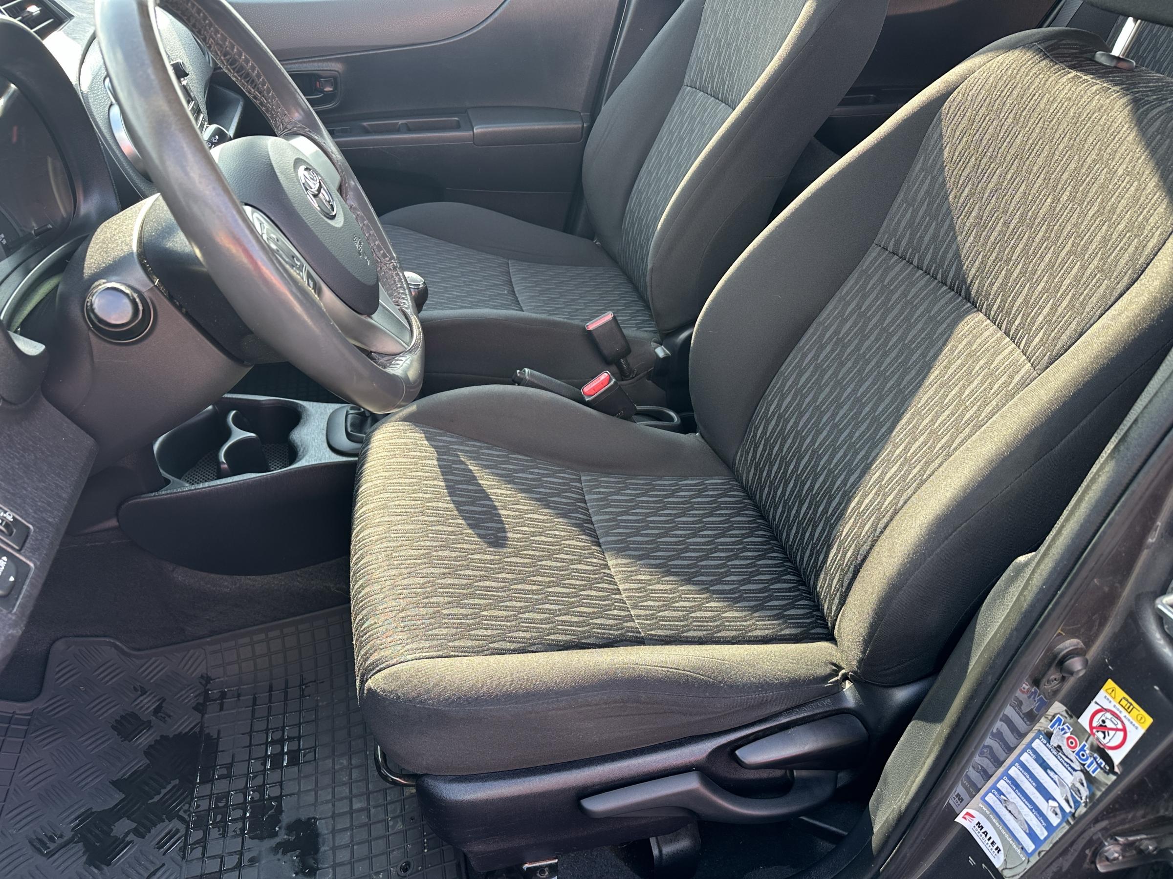 Toyota Yaris, 2014 - pohled č. 9