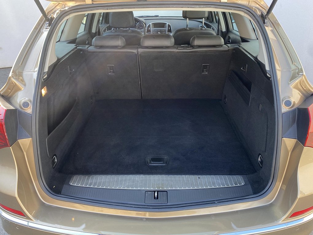 Opel Astra 1.4T 
