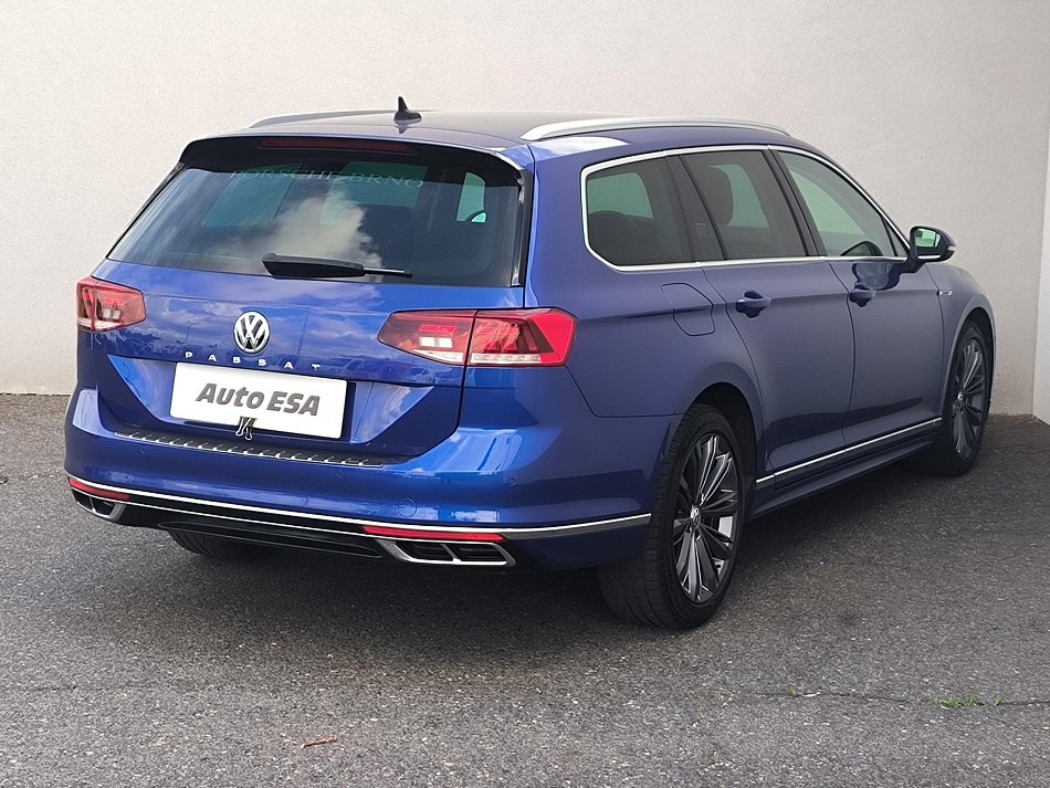Volkswagen Passat 2.0TDi R-Line