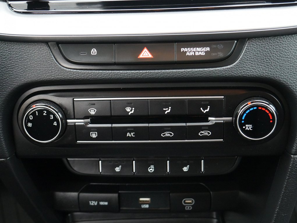 Kia Ceed 1.5  T-GDi 