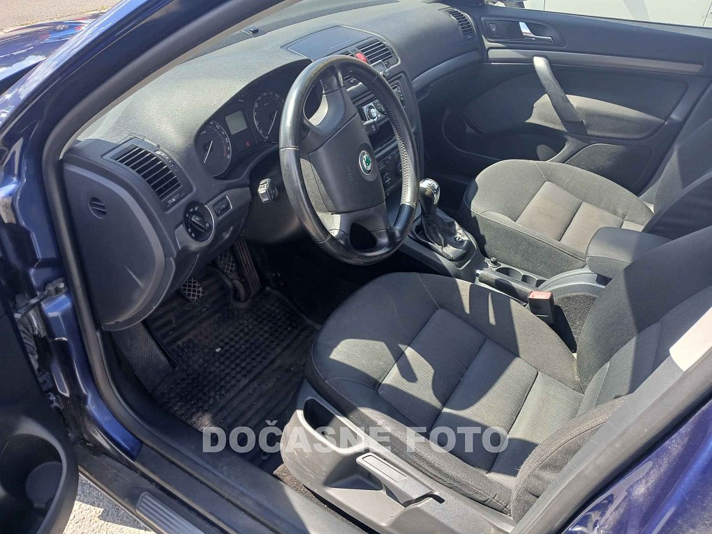 Škoda Octavia II 2.0 FSI 