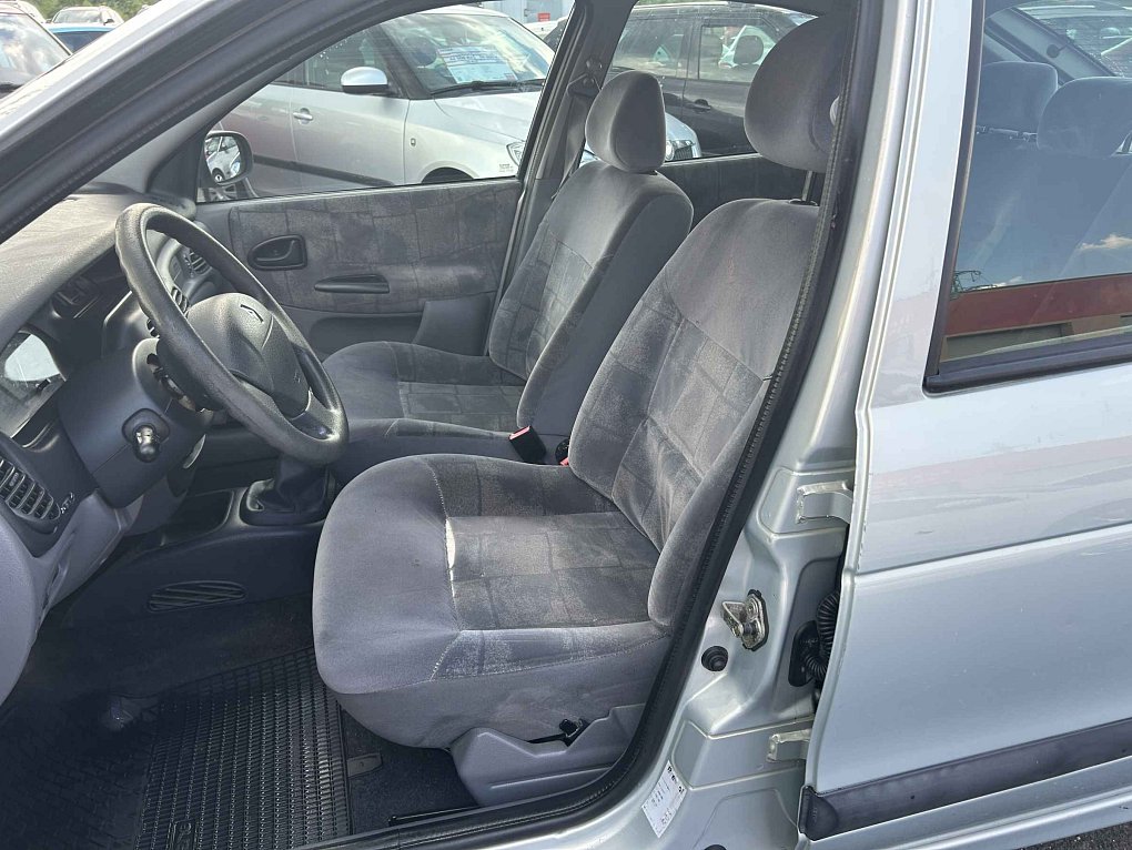 Renault Mégane 1.6i 