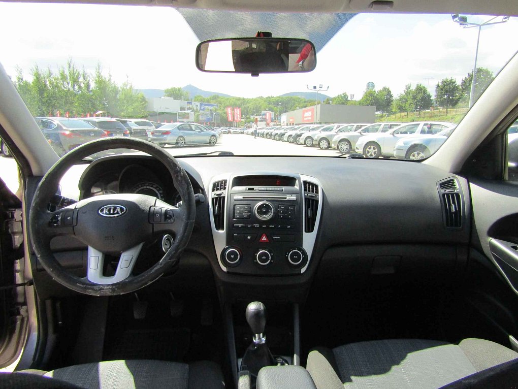Kia Ceed 1.4CVVT 