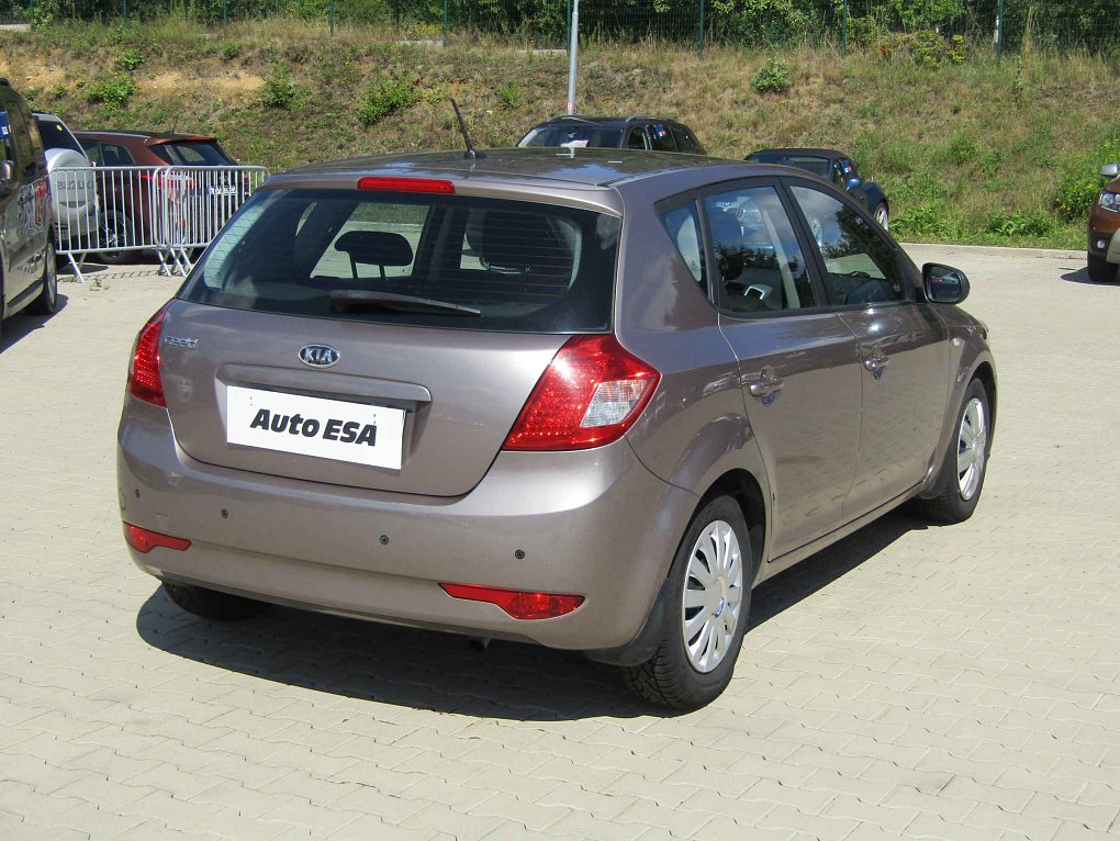 Kia Ceed 1.4CVVT 