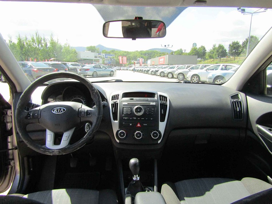 Kia Ceed 1.4CVVT 