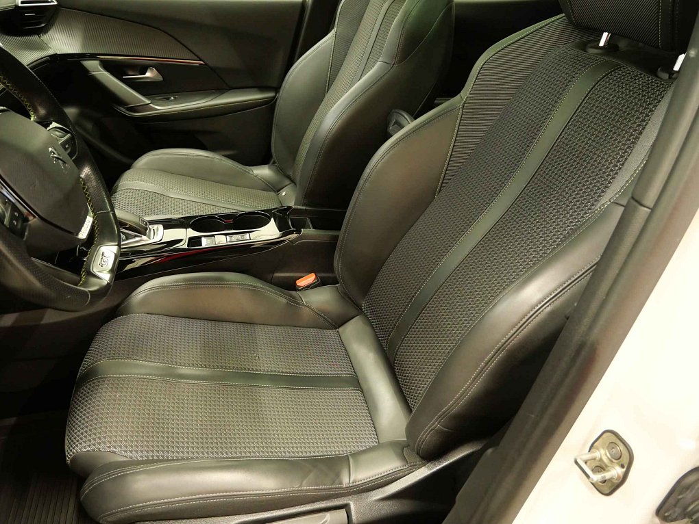 Peugeot 2008 1.5HDI 