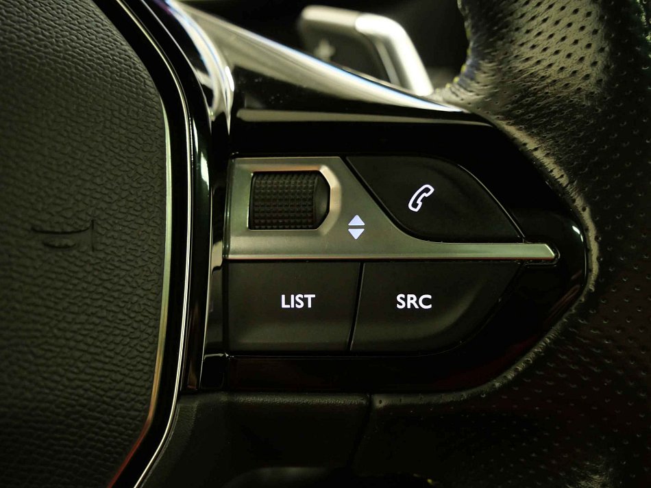 Peugeot 2008 1.5HDI 