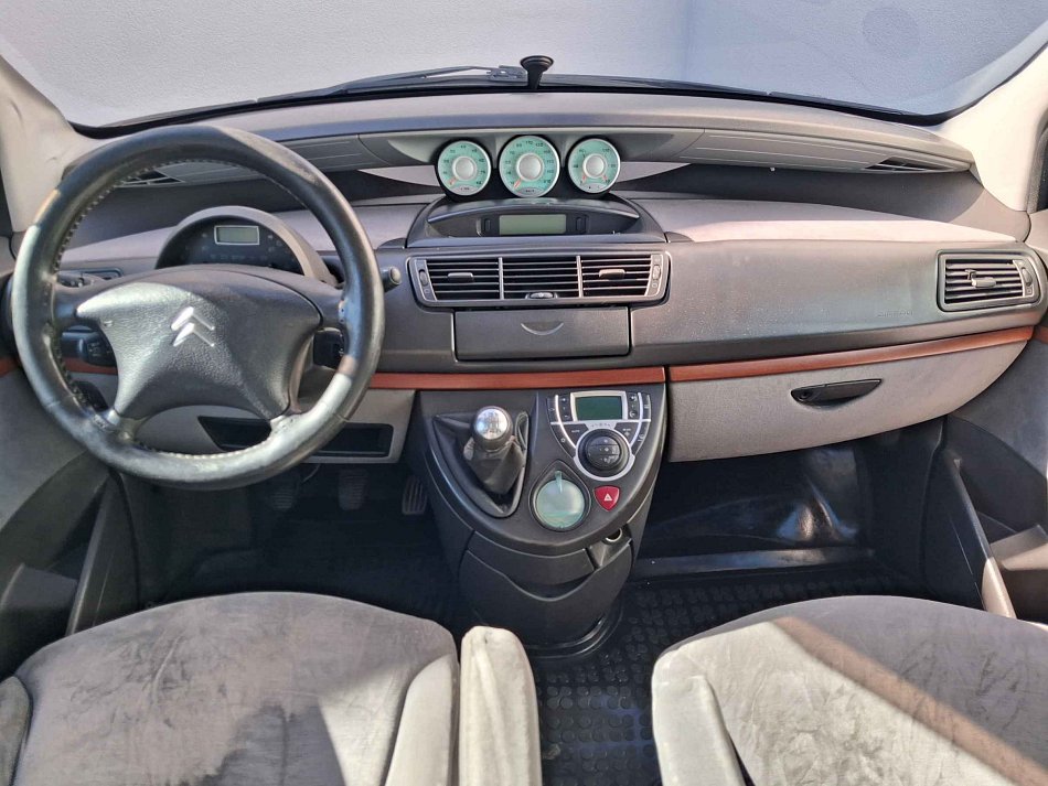 Citroën C8 2.0 i 