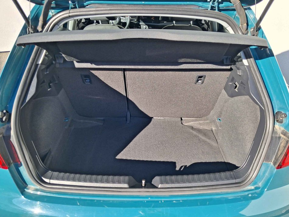 Audi A1 1.0 i 