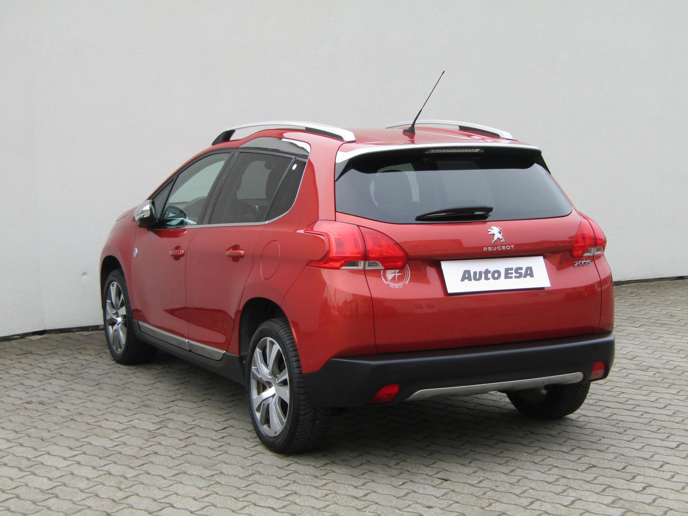 Peugeot 2008, 2016 - pohled č. 6