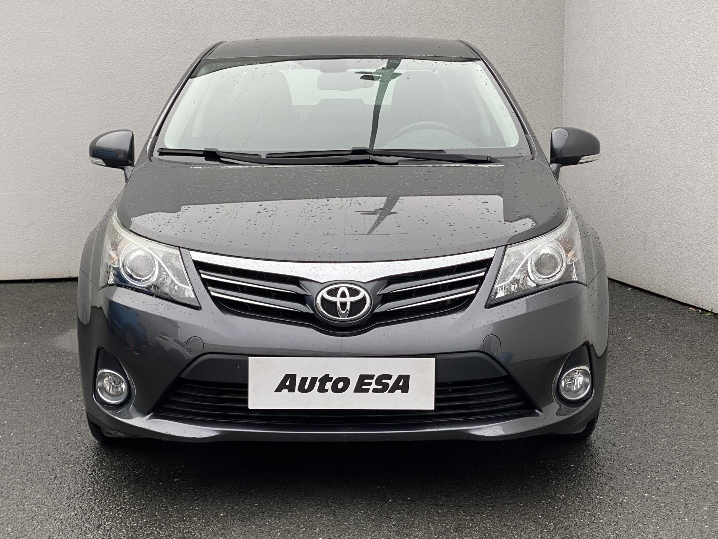 Toyota Avensis, 2012 - pohled č. 2