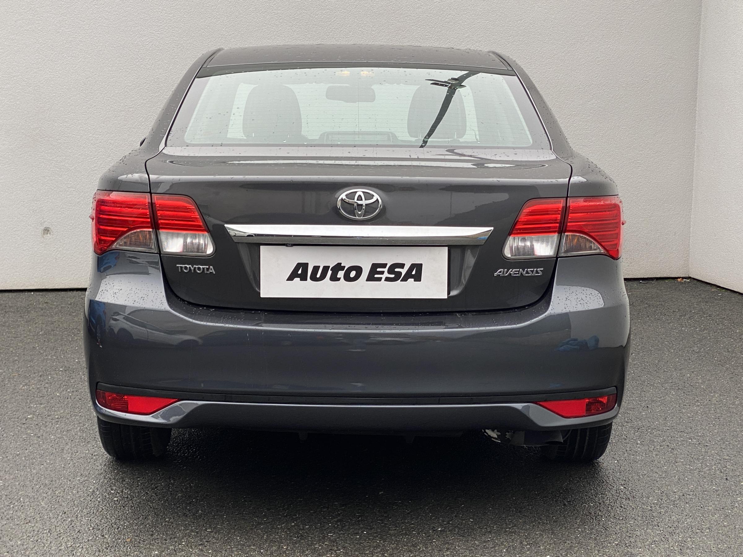 Toyota Avensis, 2012 - pohled č. 5